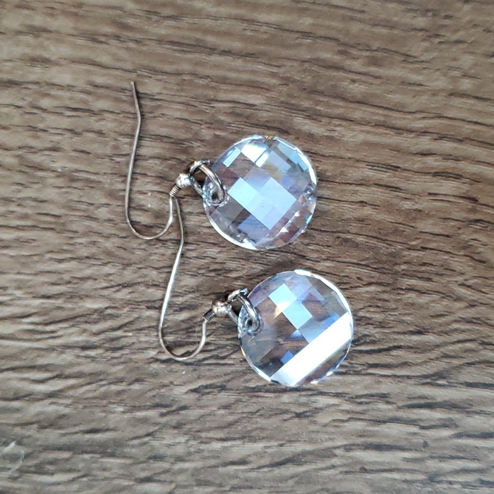 🆕 Swarovski Crystal twist earrings